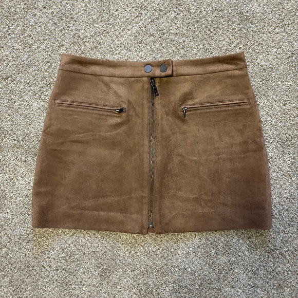 BCBGMAXAZRIA women’s Kahli suede zip mini skirt size xs - Picture 1 of 5